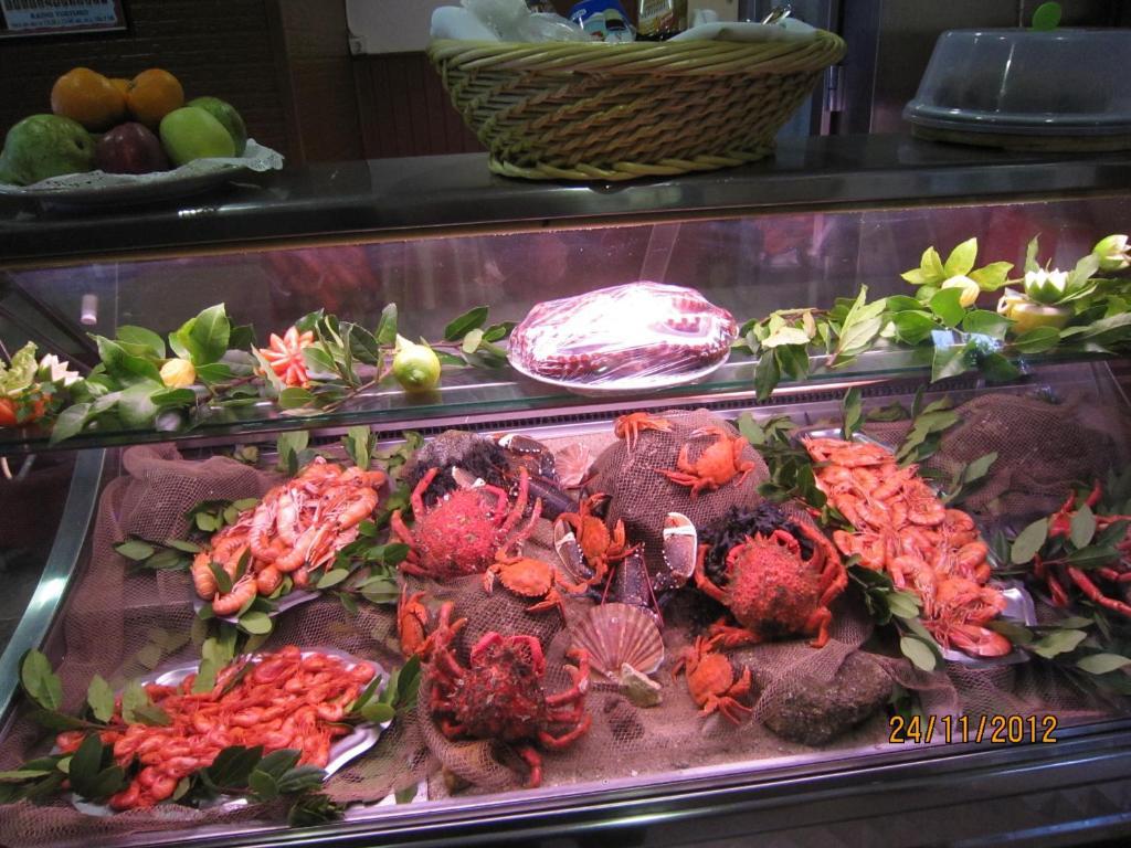 Hotel Santo Apostol Редондела Экстерьер фото